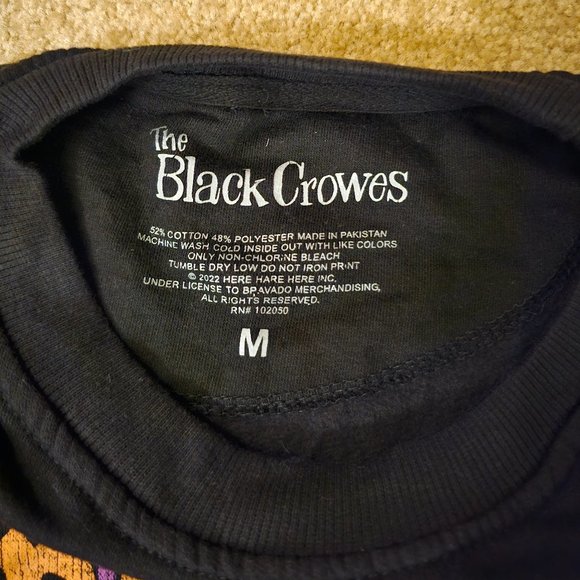 Graphic Crewneck - Picture 3 of 3